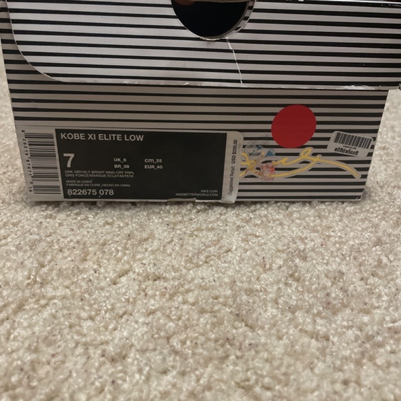 Kobe XI Elite Low Size 7 Easter main image 4